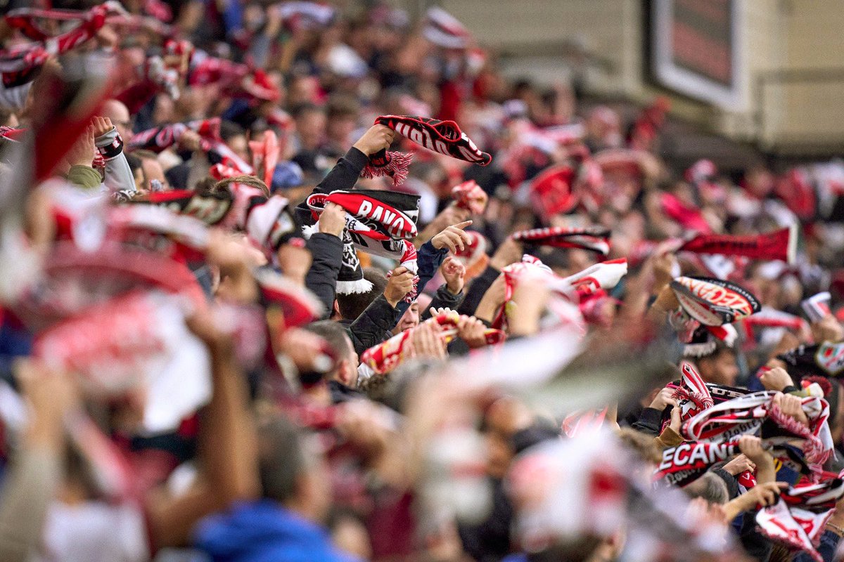 🎟️ ¡𝐄𝐍𝐓𝐑𝐀𝐃𝐀𝐒 𝐀𝐆𝐎𝐓𝐀𝐃𝐀𝐒 para el Rayo-Athletic!

Un día más el Estadio de Vallecas estará lleno de gargantas gritando.  

¡Gracias por el apoyo, rayistas! ⚡️

#RayoAthletic #VamosRayo