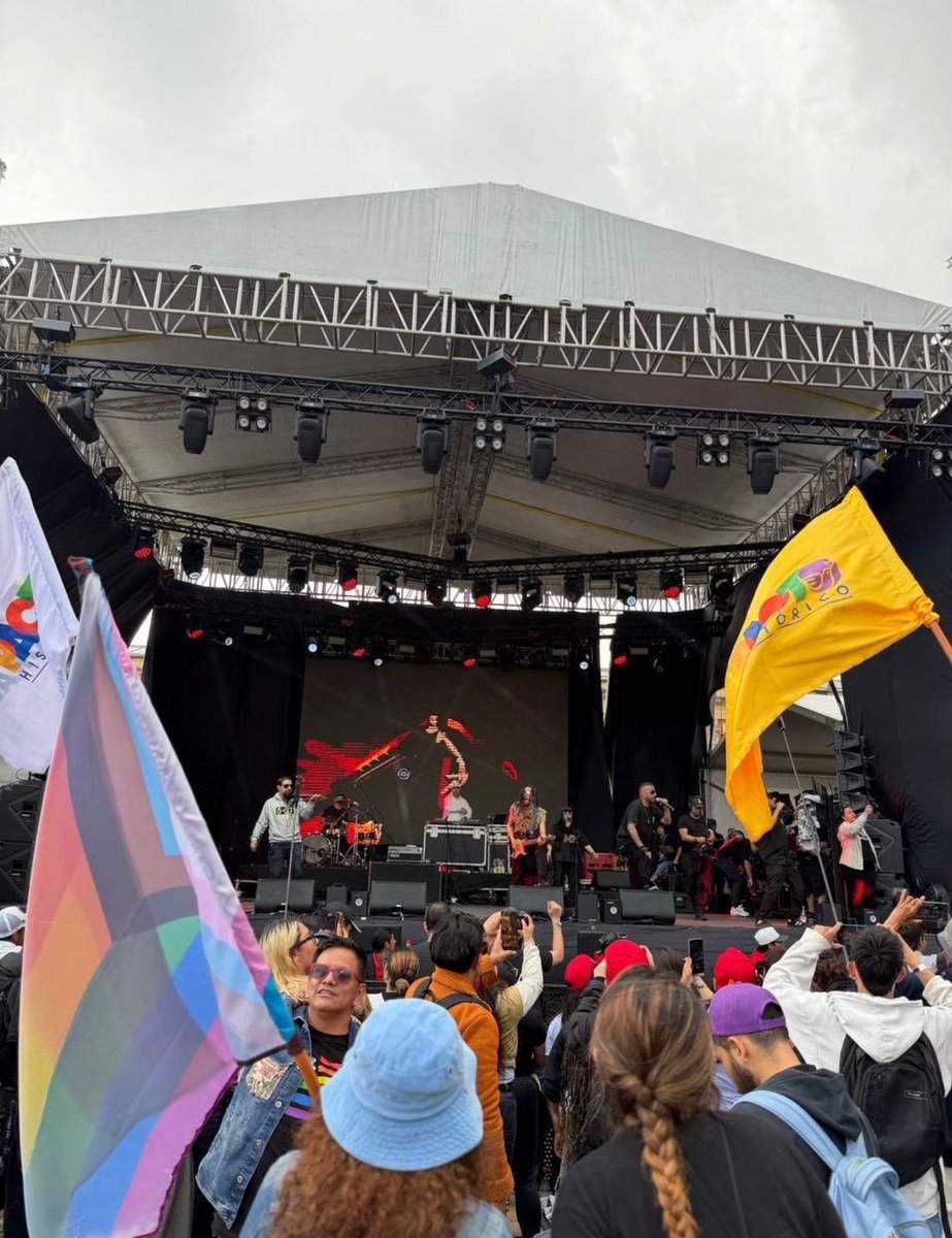 ¿La “revolución ética” de <a href="/IvanCepedaCast/">Iván Cepeda Castro</a> implica usar la tarima pagada por <a href="/MinSaludCol/">MinSalud Colombia 🇨🇴</a> para su cierre de campaña en la Plaza de Bolívar?