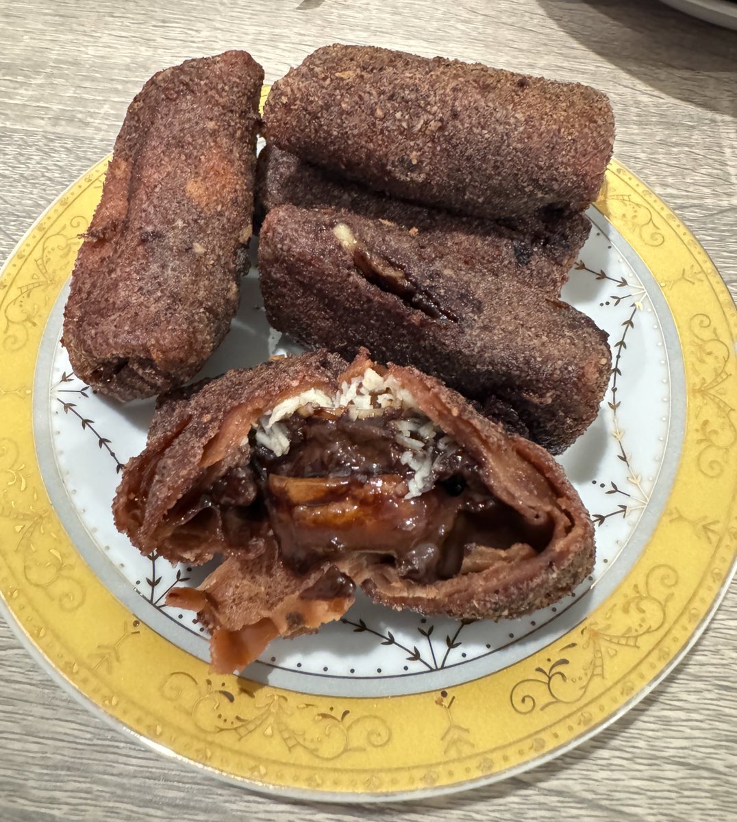 𝐍𝐚𝐫𝐢𝐧 tweet media