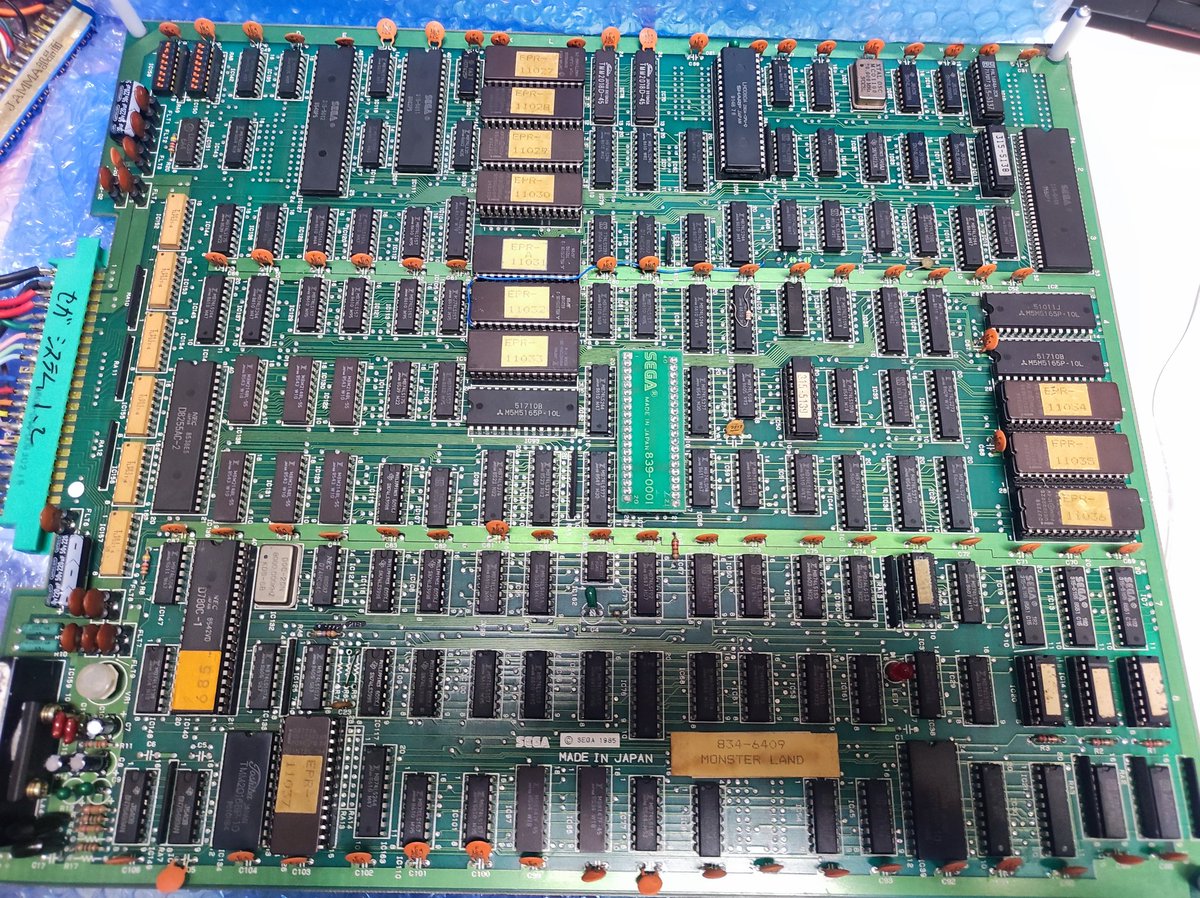 びっくり基板はコレでした