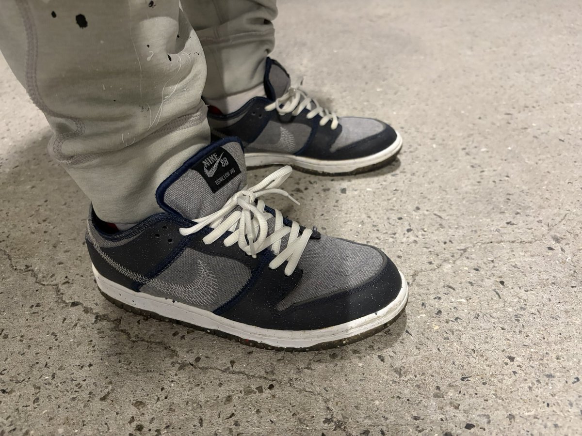 koji2788's tweet photo. 昨日のゴミダンと今日の5トロ
#NIKE #DUNKSB #AJ #スニヲタ https://t.co/rf1vEyP6Er