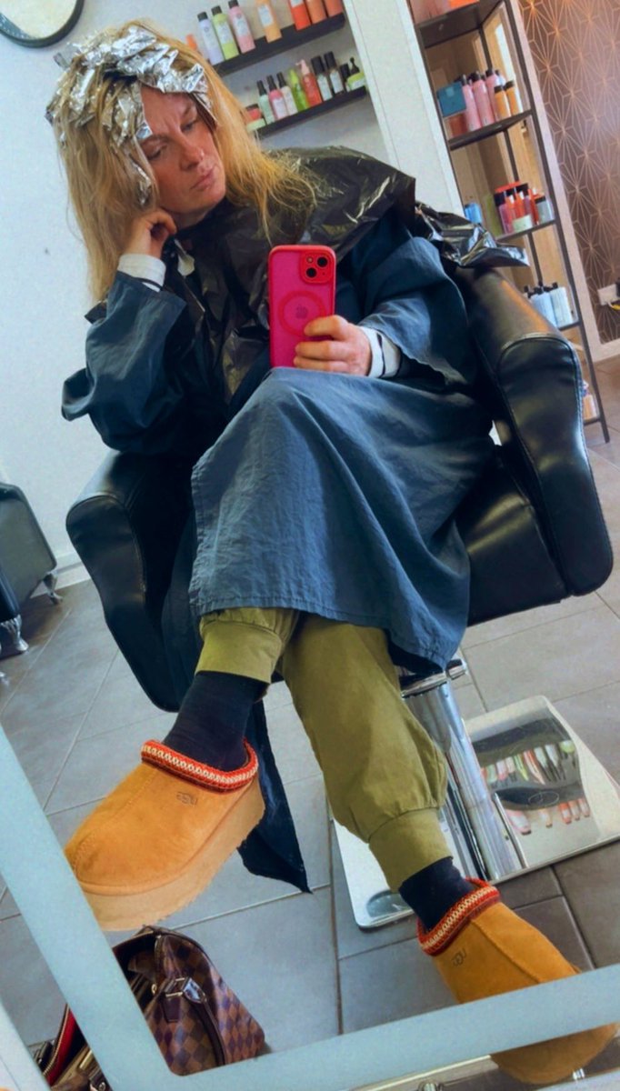 𝐫𝐚𝐜𝐡 🐴 tweet media