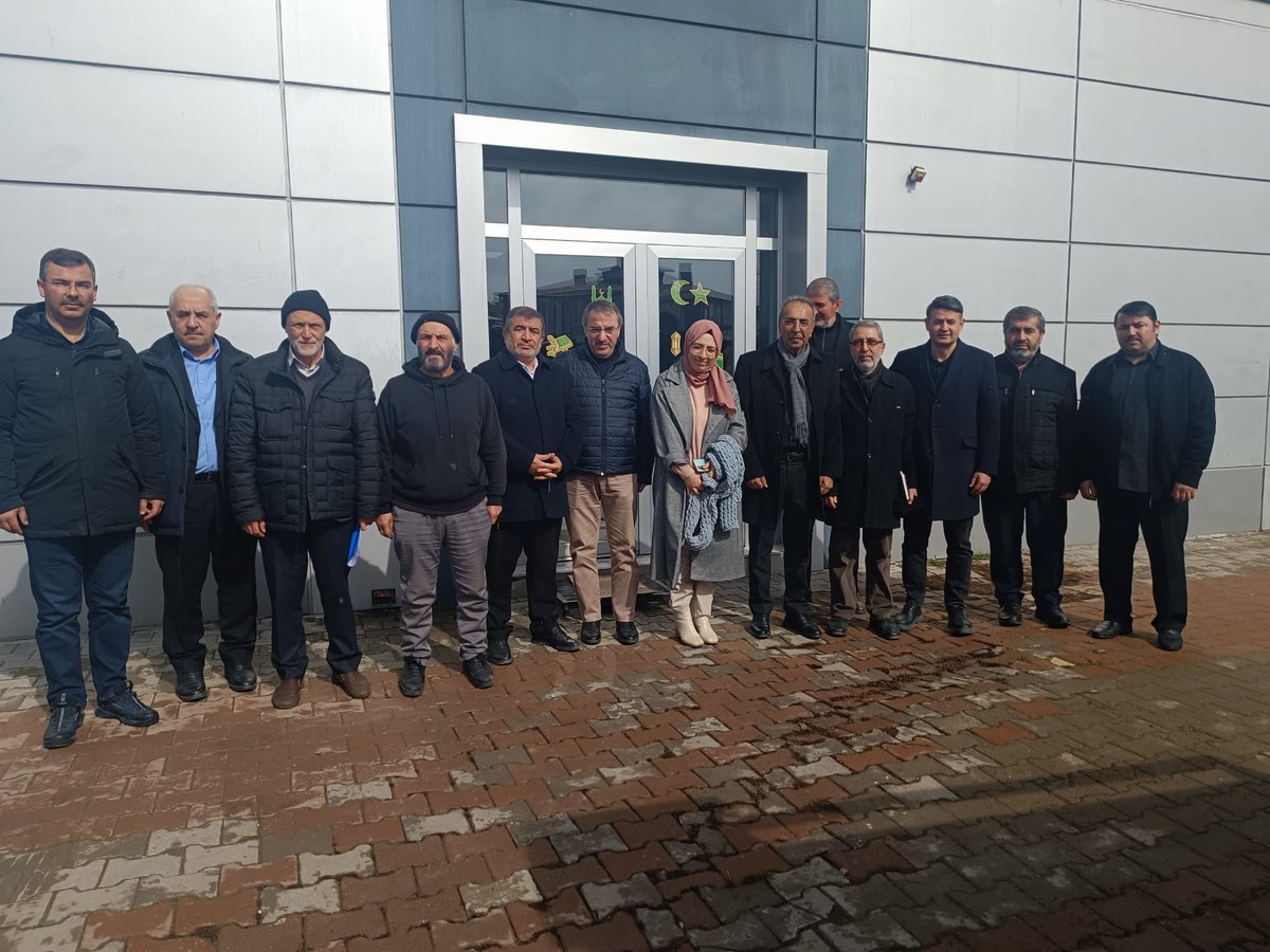 mustafaerimm's tweet photo. SİVAS

Sivas Eğitime Destek Platformu Şubat ayı il koordinasyon toplantısına katıldık.İl  Koordinatörü Hüseyin Duman,STK temsilcileri ve Sivas  Eğitim gönüllüleri ile bir araya geldik. 
EDP gözlemcisi olarak katıldığım toplantıda,gençlik ve eğitim konularını konuştuk. @ZEYNELONAL https://t.co/2HmTeccHkO