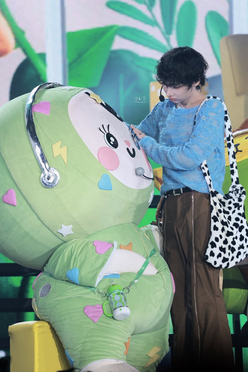 28/02/26

dada😭

TAYNEWPOLCASAN FAMILY TIME D1
#PolcaFamMeetingD1
#NongBabii #babii #OffGun #GunAtthaphan