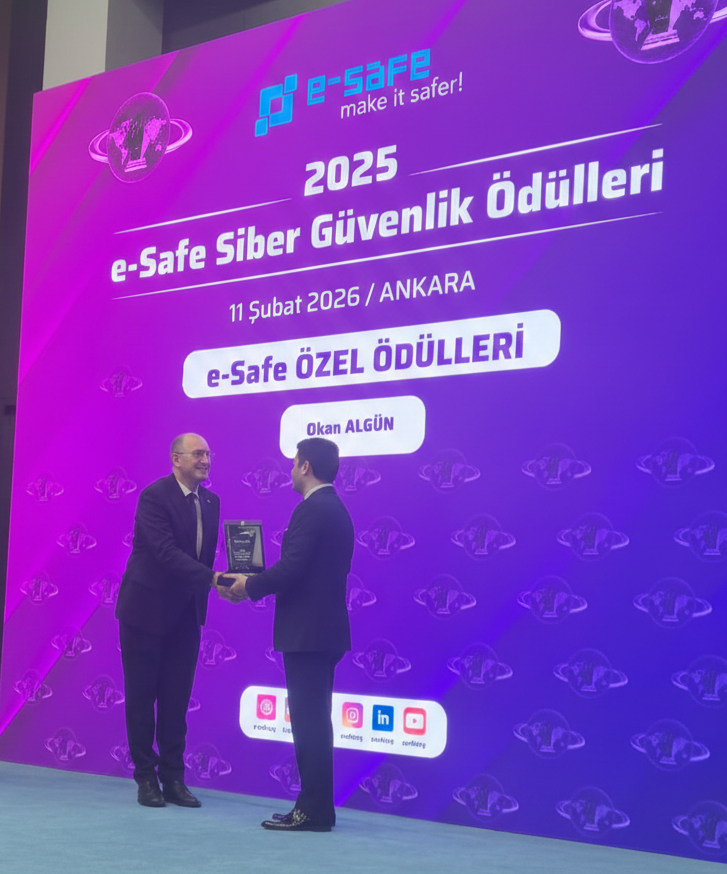 okanalgun's tweet photo. Yerli Milli Siber Güvenlik Ekosistemini Destekleme ödülünü, E-Safe Özel Ödülleri Eğitim kategorisinde Bilgi Teknolojileri ve İletişim Kurumu Başkanı Sayın Ömer Abdullah KARAGÖZOĞLU’ndan almak  büyük bir onur oldu.  e-Safe kurucusu Musa Savaş’a ve ekibine teşekkür ederim. https://t.co/gAnRZZQc74