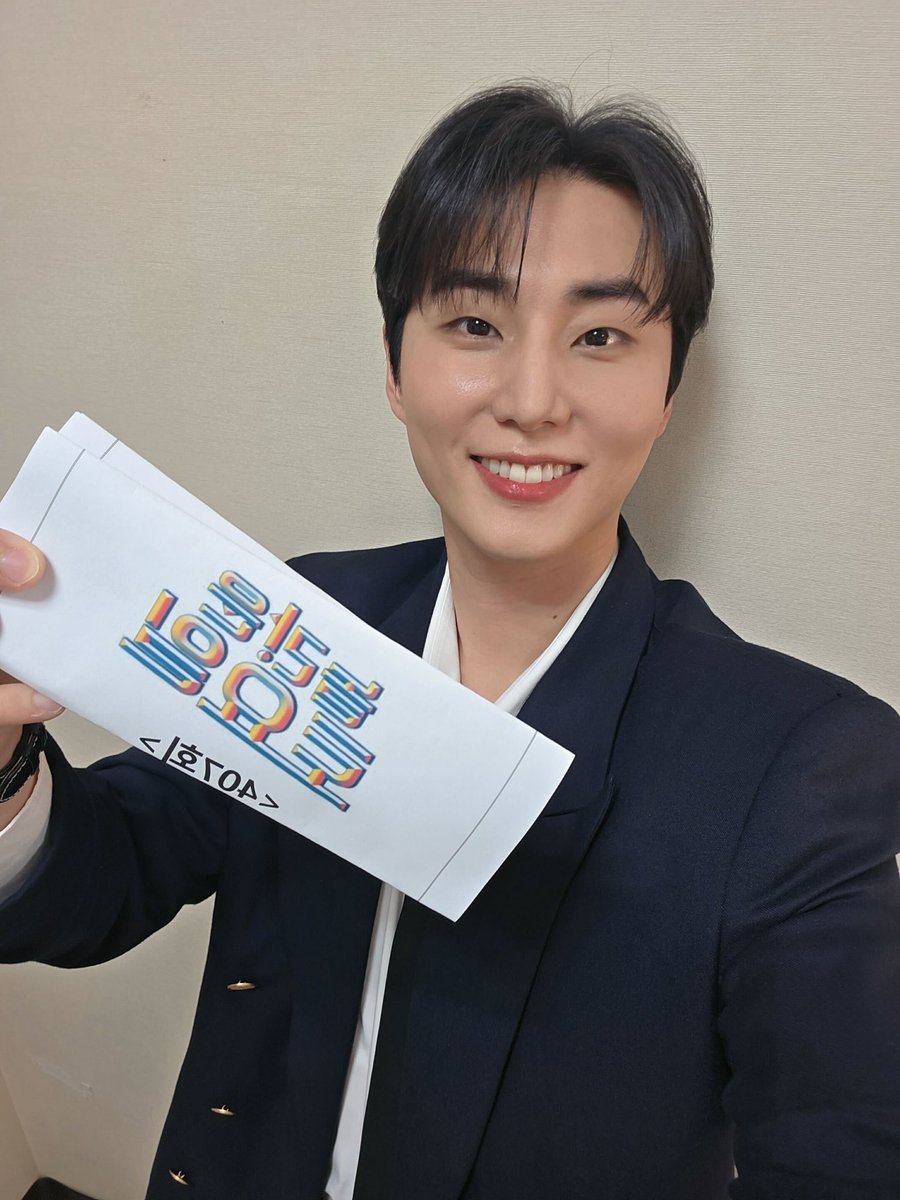 [ #DAY6_BEHIND ]

‘놀라운 토요일’ 첫 출근한 Young K의 활약 잘 보셨나요?
My Day〰️ 앞으로 토요일마다 함께 해줄 거죠? 💞

#DAY6 #데이식스
#YoungK #영케이
#tvN #놀라운토요일