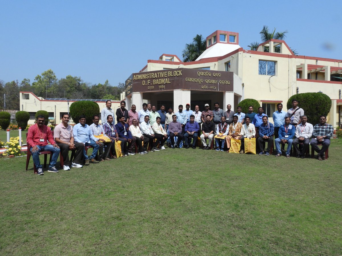 PRO_OFBL_A UNIT OF MIL tweet media