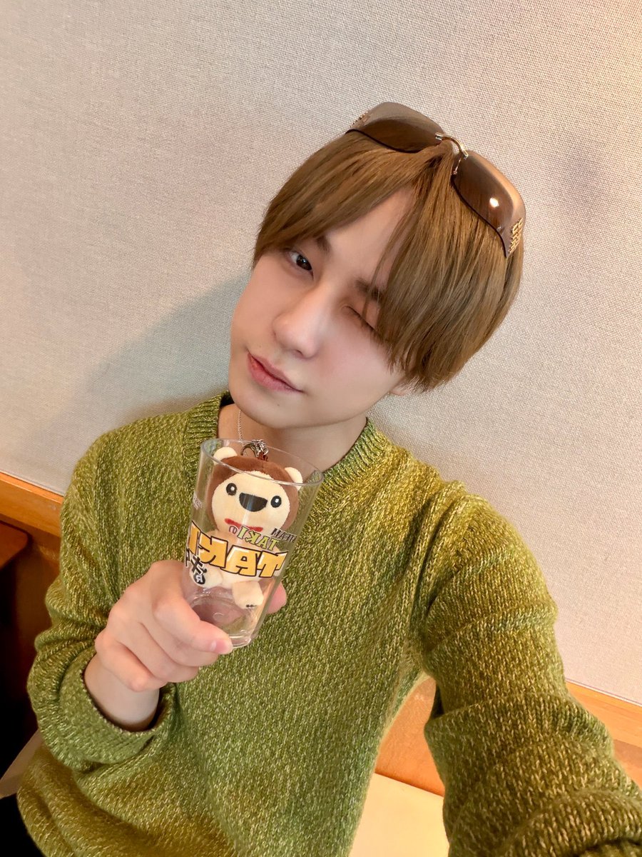 니트 맘에 들었나봐 귀여워ㅠ