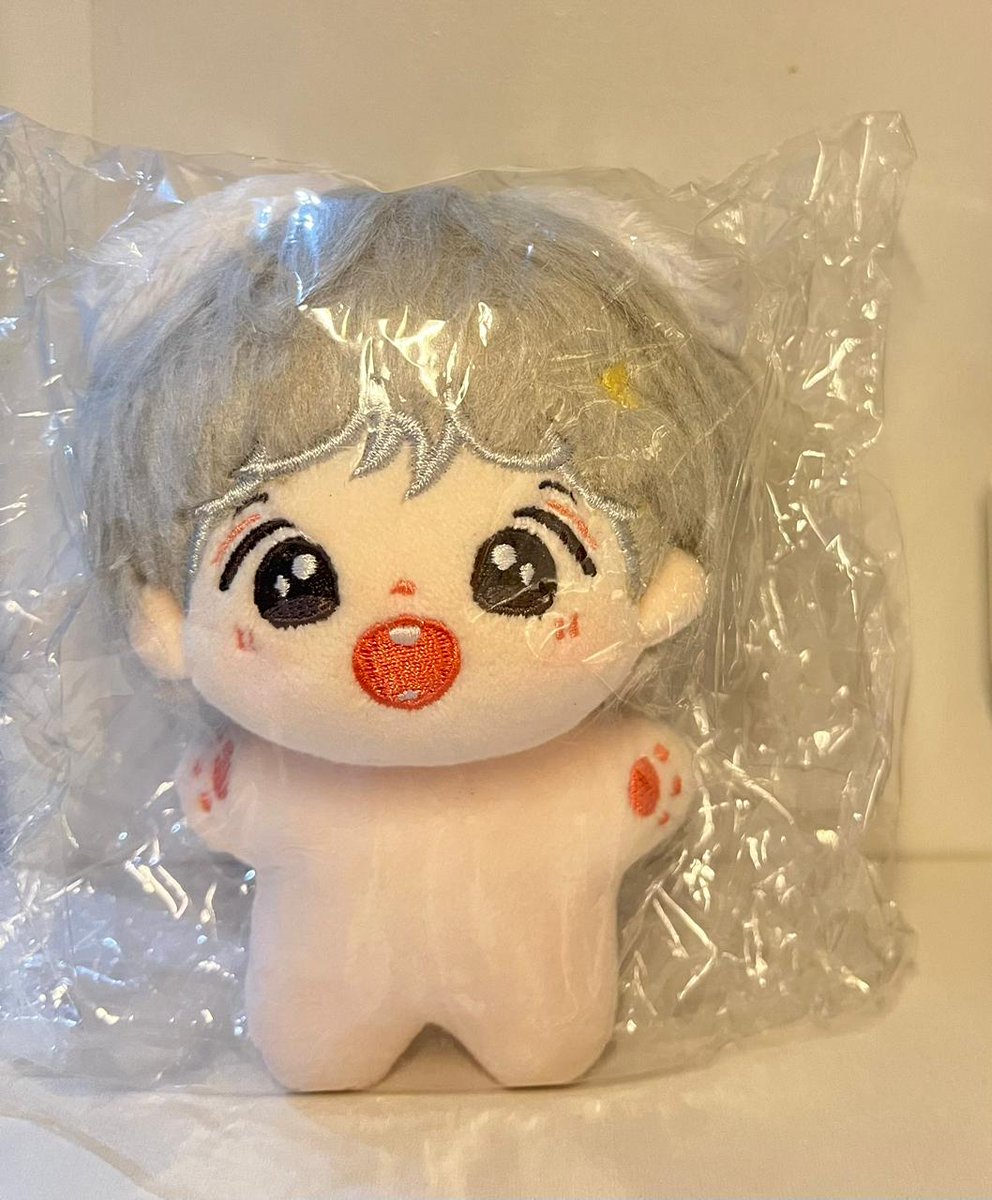 𝑹𝒊 tweet media