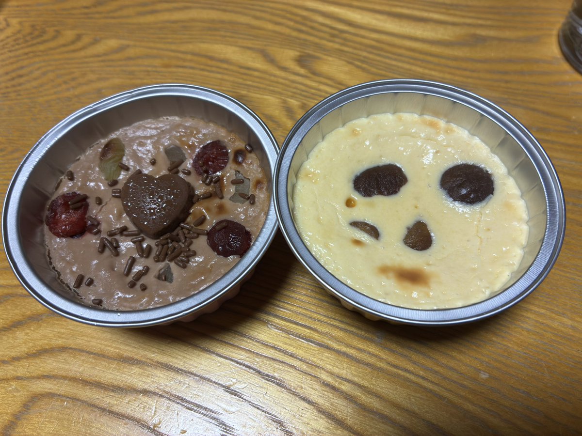 sawachan_mieps's tweet photo. ｢Happy Anniversary｣っていうスティックで飾るつもりだったのに忘れてくるという失態😭
クッキーサンドは週替わりということで、今週販売の2点を購入してきてもらいました😊

 #Lelca https://t.co/miWapCQ1fo