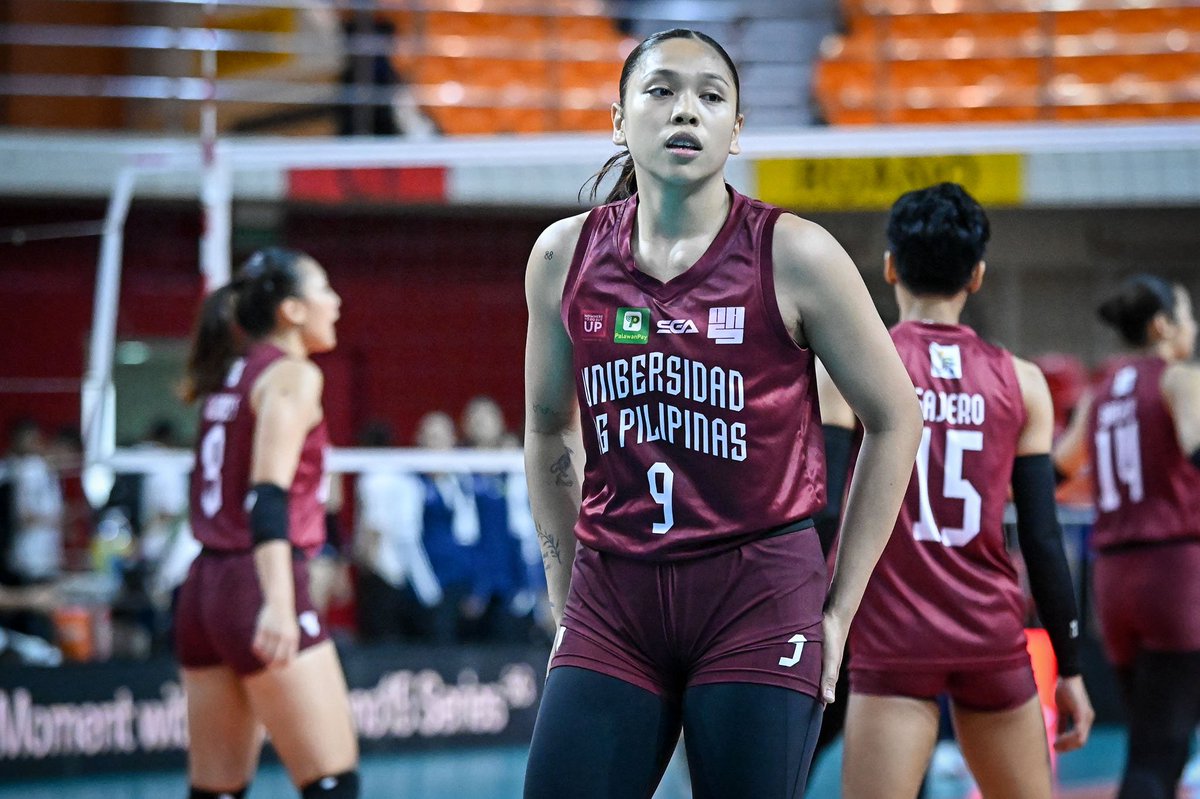 STATE U STUNS THE CHAMPS!

UP completes a reverse sweep to stun defending champion NU, 16-25, 16-25, 25-22, 31-29, 18-16, in #UAAPSeason88.

Dongallo: 20 pts, 4 digs, 4 receptions
Gajero: 19 pts, 11 receptions
Ytang: 19 pts (📸: UAAP) | via <a href="/romwelanzures/">Rom Anzures</a> 

READ: