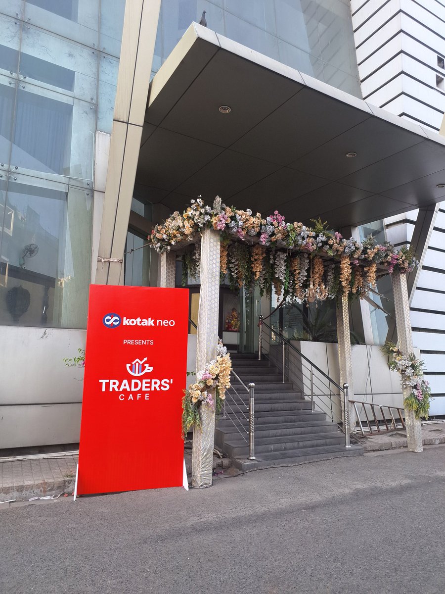 Dharmesh tweet media