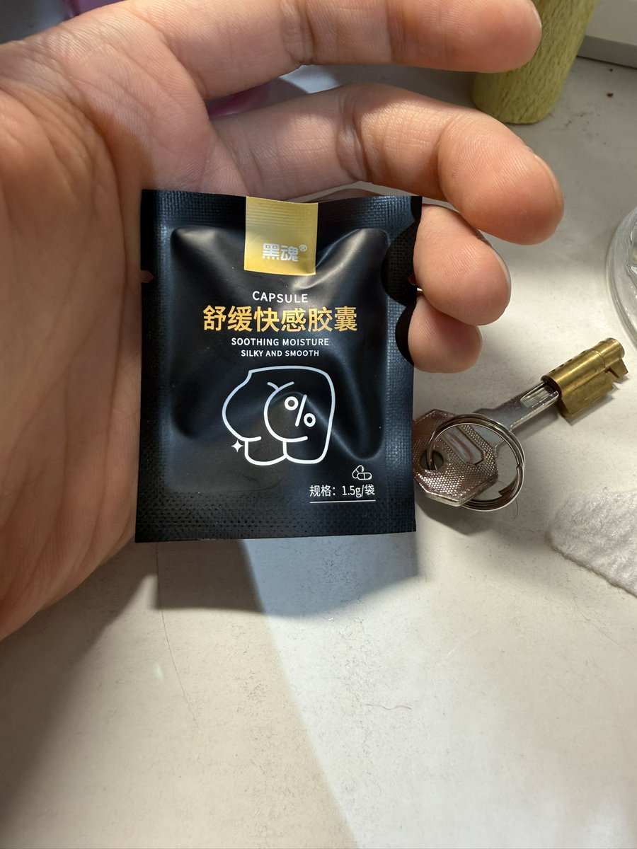 忧郁的鱿鱼 tweet media