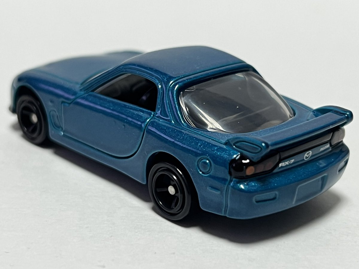 っつーこって、 今回の ローソンオリジナルトミカ マツダ RX-7 と 2019