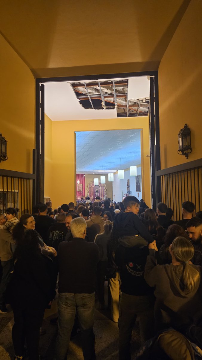 No hay discusión ni debate: 2026 es el año de <a href="/AMENcarnacion_/">AMENcarnación</a> y hoy lo podréis confirmar en el concierto que ofrecen en <a href="/hdad_sanpablo/">Hermandad San Pablo</a> a las 21.30h.

Ya era hora de que recogieráis los frutos sembrados a lo largo del tiempo. Justicia poética merecida.

Nací y moriré con vosotros.