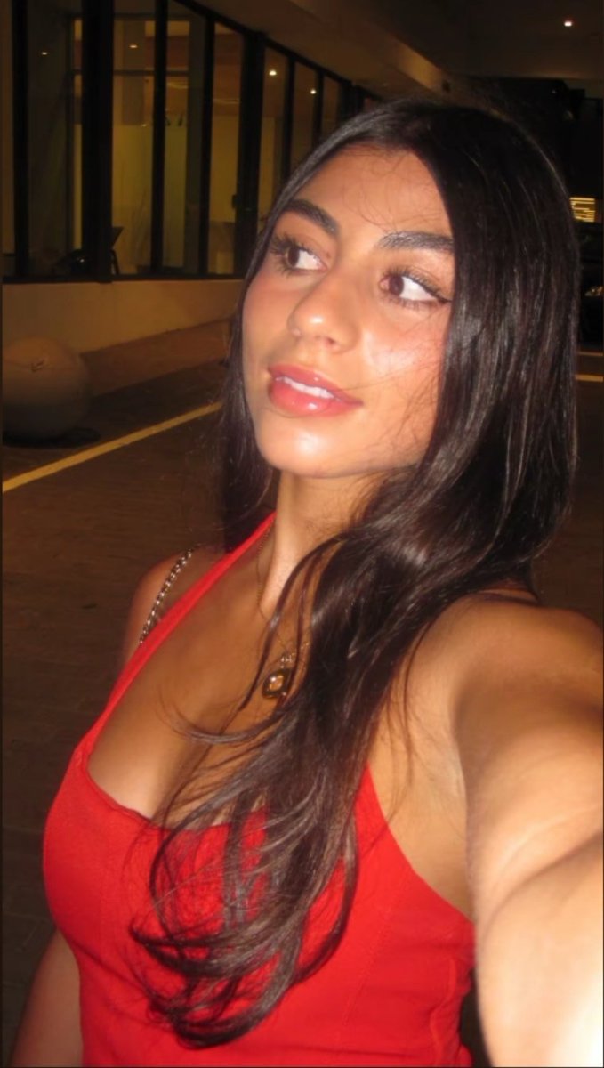 Daniela tweet media