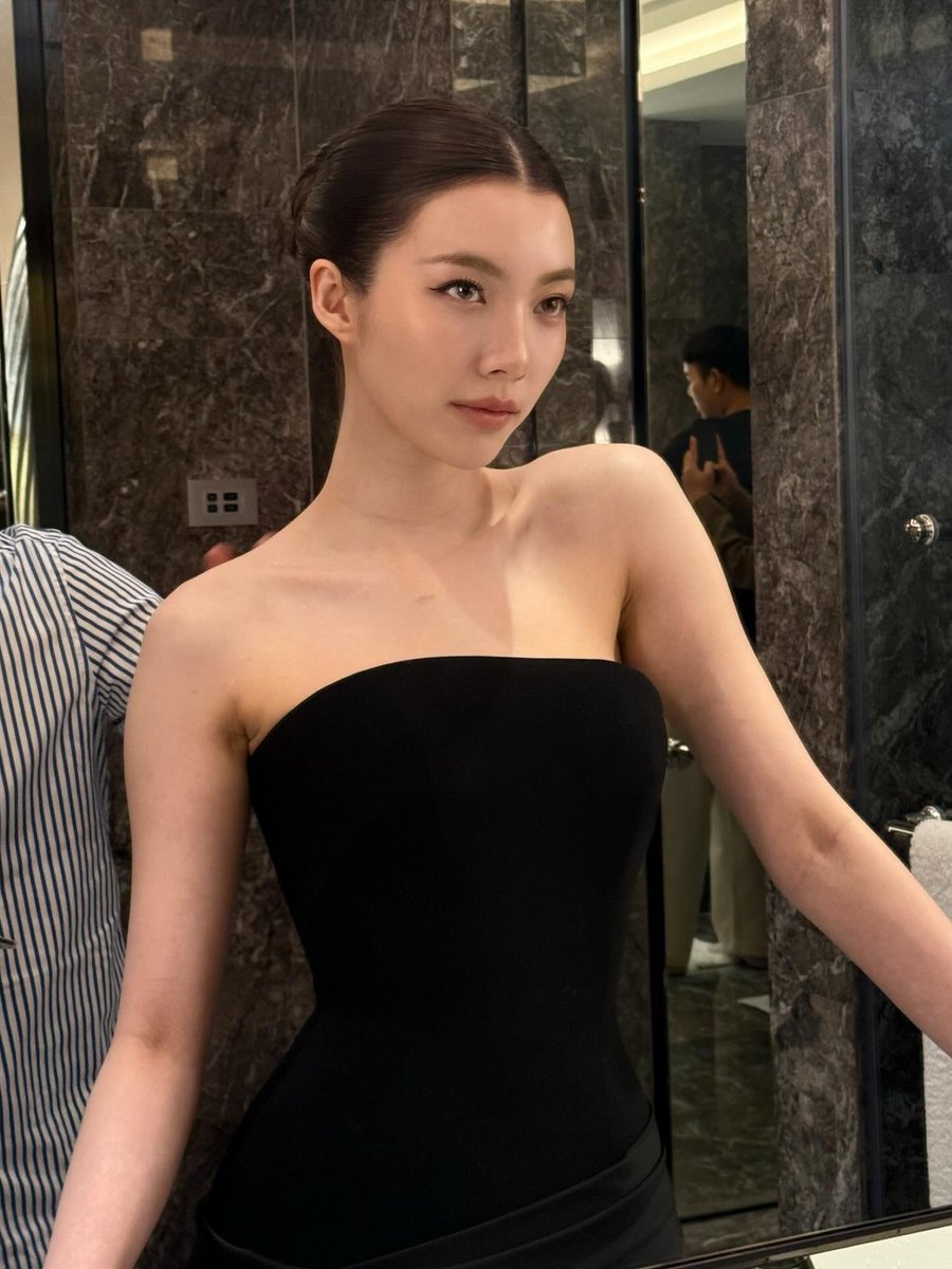 เจน 🐈⬛ tweet media
