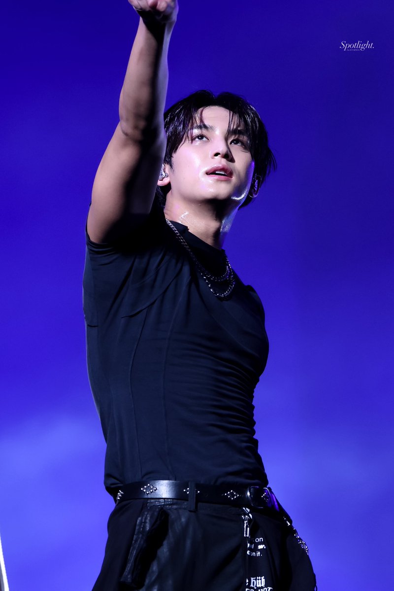 𝘚𝘱𝘰𝘵𝘭𝘪𝘨𝘩𝘵 tweet media