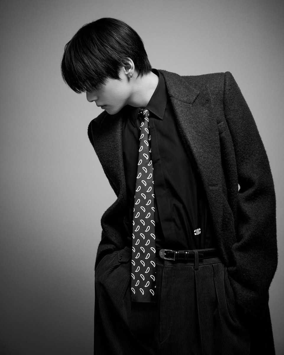 [INSTAGRAM] Taehyung🐯

"Desfile da Coleção de Inverno 2026 da Celine 
07 de março, 12h00 
Hora de Paris* "

*8h00 da manhã- BRT 🇧🇷"
(1/4)

🔗instagram.com/p/DVS_vYHkniA/…

🐹<a href="/BTS_twt/">방탄소년단</a>
