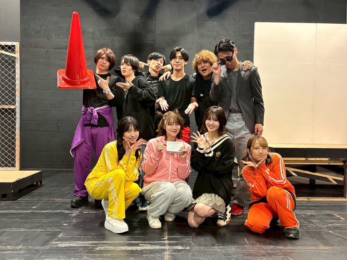 tenjikukiji's tweet photo. 『天竺生地　vol.24』

2月28日(土)

🔴伊藤秀馬
🔵川本光貴
🌸咲田ゆな
🩵土光瑠璃子
🟡優莉奈 
🟠寿春歌
🟣紅葉美緒
🟤石原健太郎

優勝は咲田さん🏆
初参戦初優勝👑
個性豊かなめちゃくちゃチームワーク抜群の皆様と楽しい時間となりました😊💚

＃天竺生地 https://t.co/8KwMisk6Ft