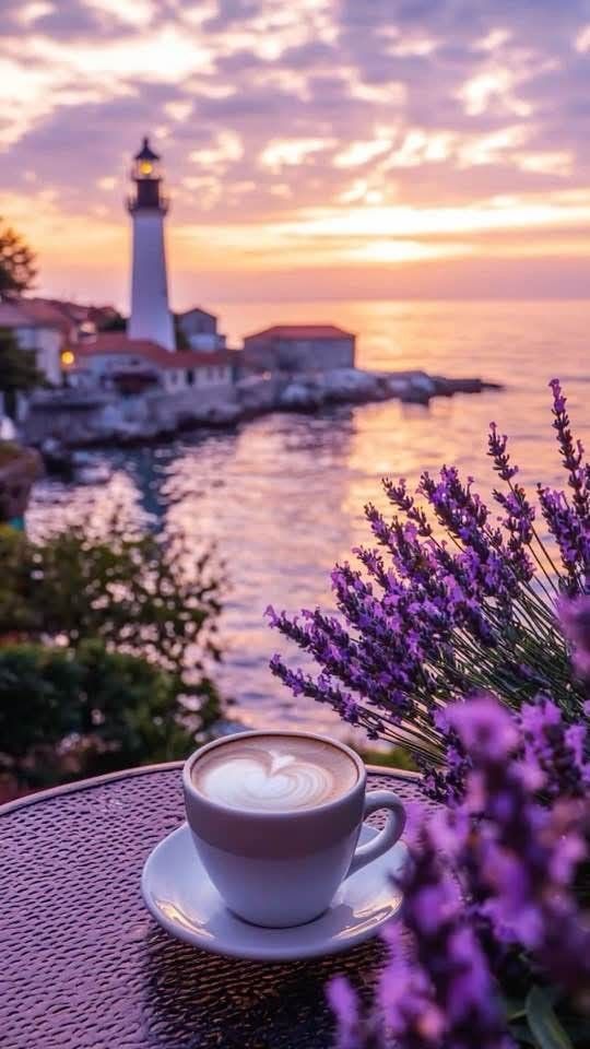 OurinIza's tweet photo. Happy weekend everyone 

#Saturdayvibe #SaturdayMood https://t.co/LreuRP1C7F