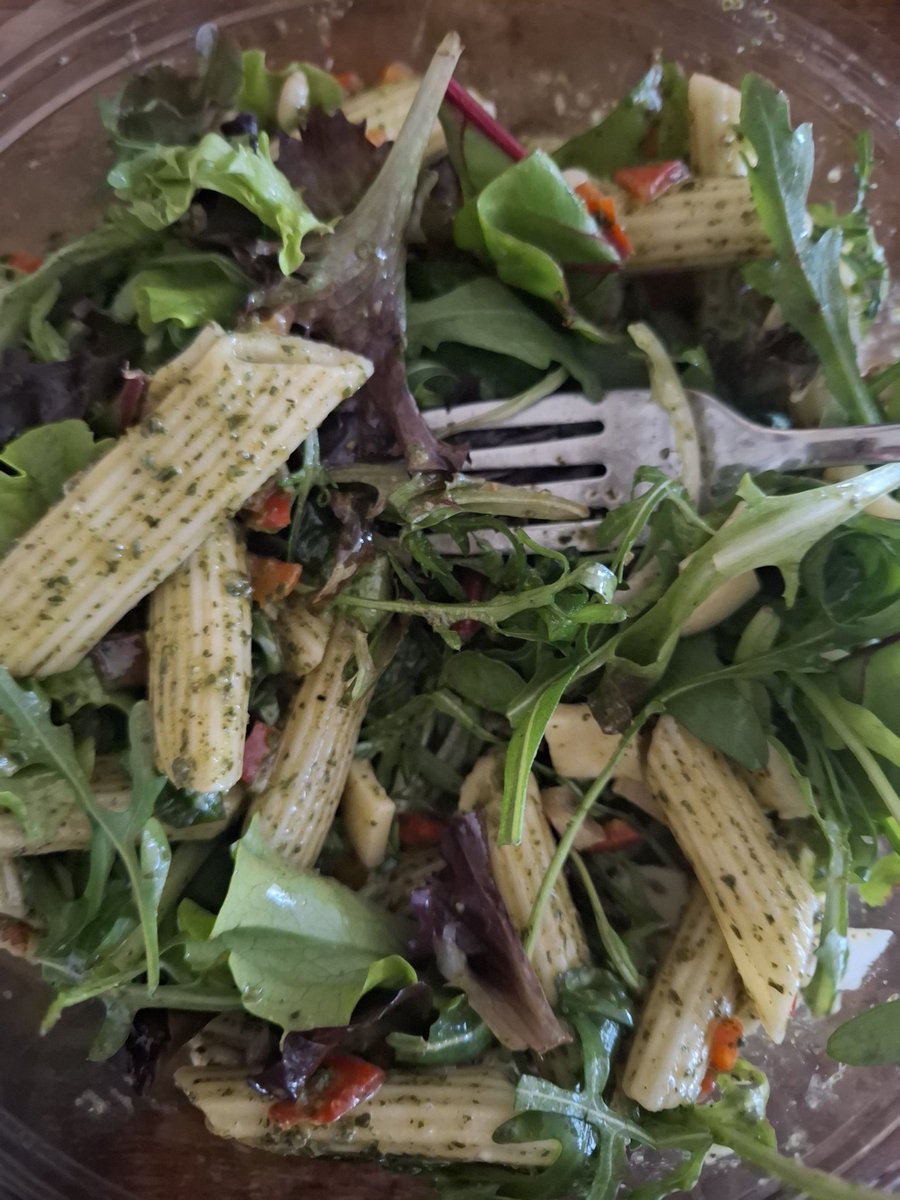 Danielle Maria Antoinette Declemy-Strik tweet media