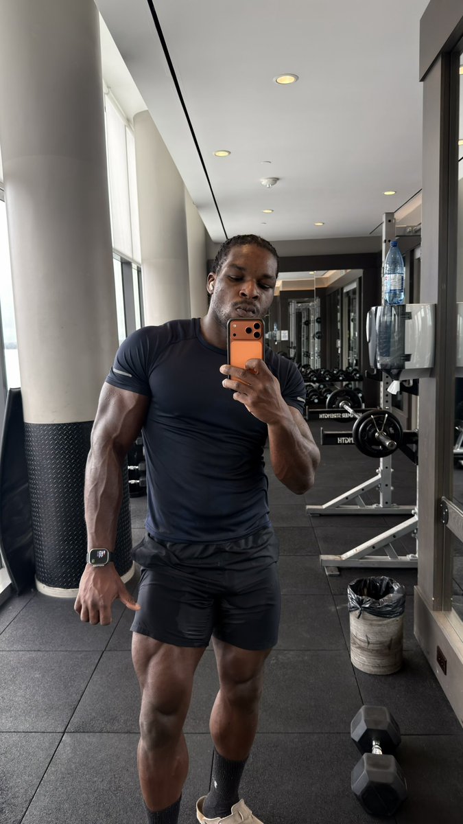 Nigerian Tarantino tweet media