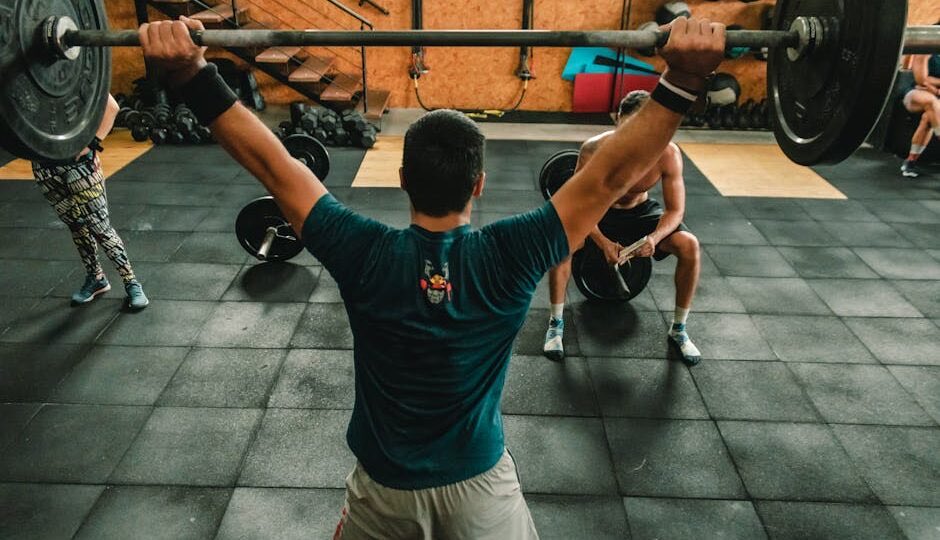 estevesjunior's tweet photo. Quer melhorar seu condicionamento sem treinos aleatórios nem frustrações?

Descubra como estruturar um plano de fitness orientado a resultados, com práticas claras e aplicáveis no seu dia a dia.

https://t.co/BUmjetUlKd https://t.co/p9a3Djk3C3