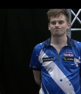 Ricardo Pietreczko Raised Eyebrow tweet media