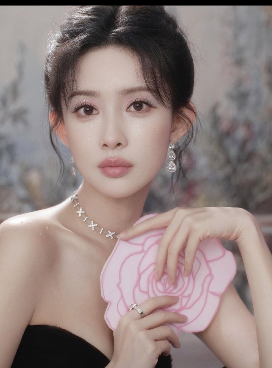 CdramaBloom's tweet photo. 🍉 #MengZiyi #LiYunrui will be permanent cast members for the fourteenth season of the variety show "Keep Running". https://t.co/9zUNaxNZSH