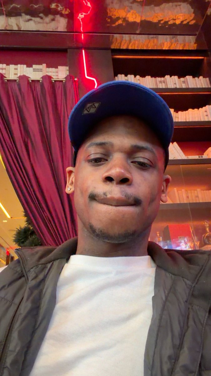 RonWhodat's tweet photo. The front 🍆. The Back 🍑 . The Face 👤. https://t.co/aU8EMJo5j9