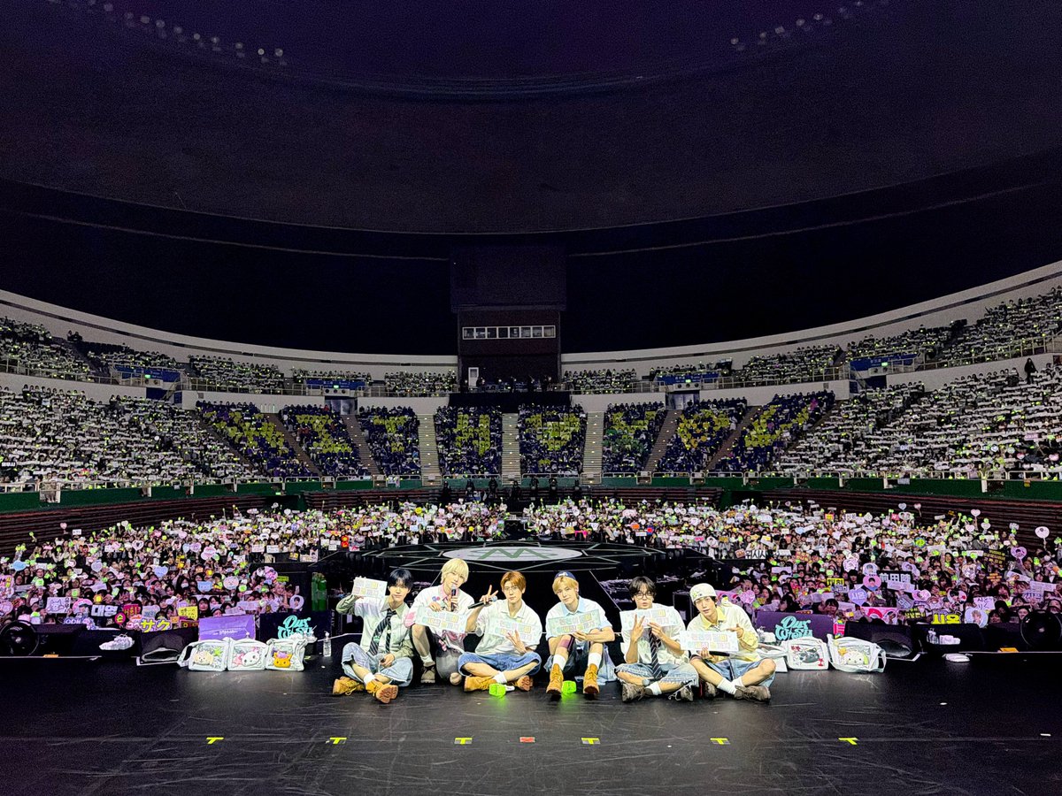 NCT WISH 1st CONCERT TOUR 'INTO THE WISH : Our WISH' in #TAIPEI with NCTzens

#NCTWISH #INTOTHEWISH #OurWISH
#NCTWISH_CONCERT_TOUR