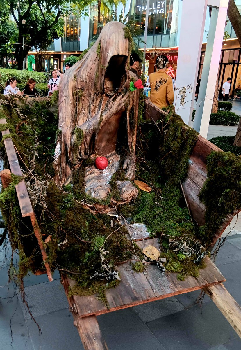 Kaya pala may rose..eme 🍎

SB19 BGC BUSKING
<a href="/SB19Official/">SB19 Official</a> #SB19
#SB19VISA #WaSTheFinale