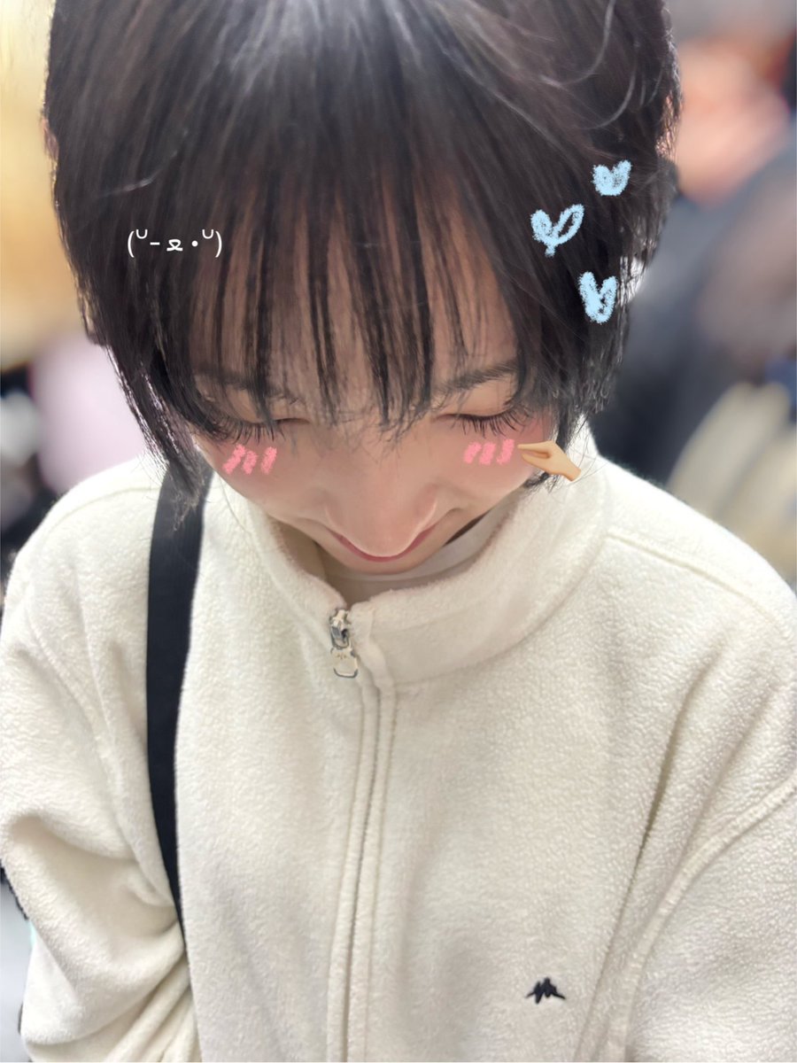UNIS_offcl tweet picture