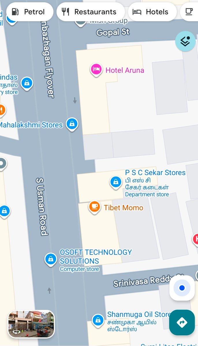 ramsumanth's tweet photo. Pls help us by Clearing our footpaths. Always illegally parked cars, Food Hackers or illegal encroachment. This is the pathetic situation of South Usman Rd T.Nagar. we end up walking on the roads. @kgbias @ChennaiTraffic @chennaicorp @chennaipolice_ https://t.co/02Bz1S5WoO