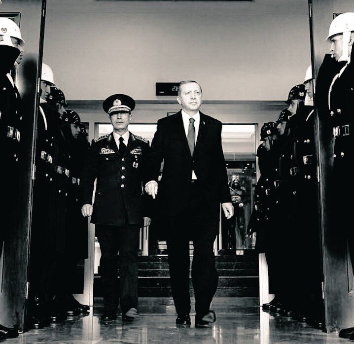 Ateş Çemberi İçindeyiz, Asıl Hedef Kesinlikle TÜRKİYE!

Rabbim Seni Başımızdan Eksik Etmesin Başkanım <a href="/RTErdogan/">Recep Tayyip Erdoğan</a> 🇹🇷

Allahım Seni Esirgesin. 🤲