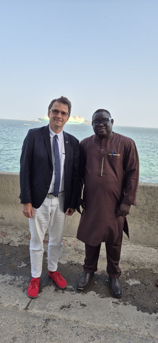 Prof. Peter Schwarz tweet media