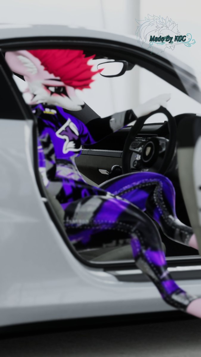 KayceeCreates tweet media