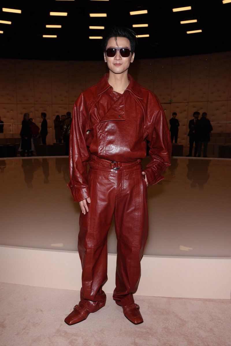 Keng Harit makes an appearance at the Ferrari Fall/Winter 2026 show during Milan Fashion Week. 

#KengHarit #Ferrari #FerrariFW26 #MFW #MilanFashionWeek