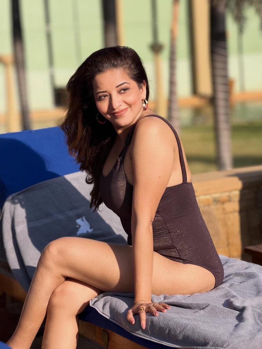 AsliMonalisa's tweet photo. Pool 🏊‍♀️ Time …. https://t.co/2PrmeuxDU6