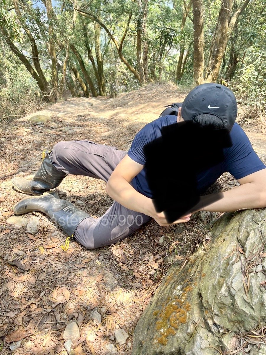 戶外髒雨鞋 tweet media