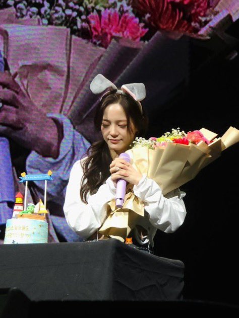 후엥 아가야ㅜㅜㅠㅠ 두손꼬옥🫶