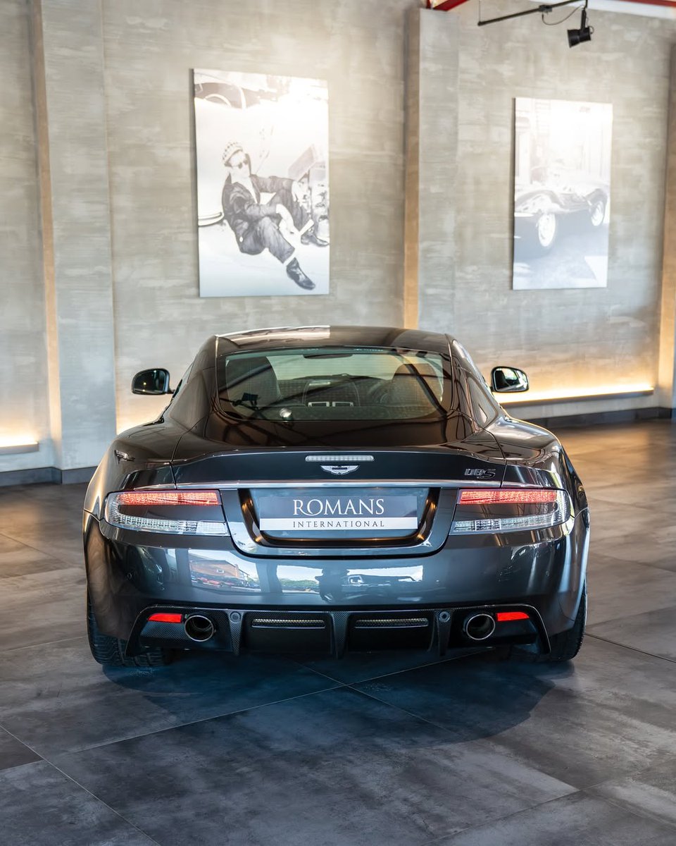 Venosier's tweet photo. Aston Martin DBS 🩶🩶 https://t.co/vV6liwSprp