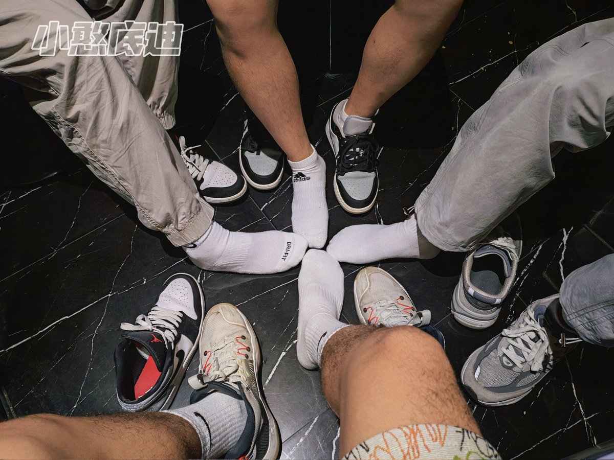 小憨底迪(找对象版) tweet media