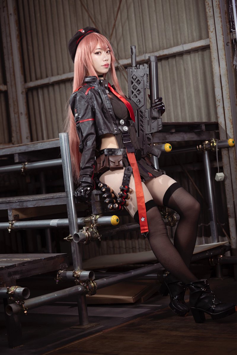 なにいろ tweet media