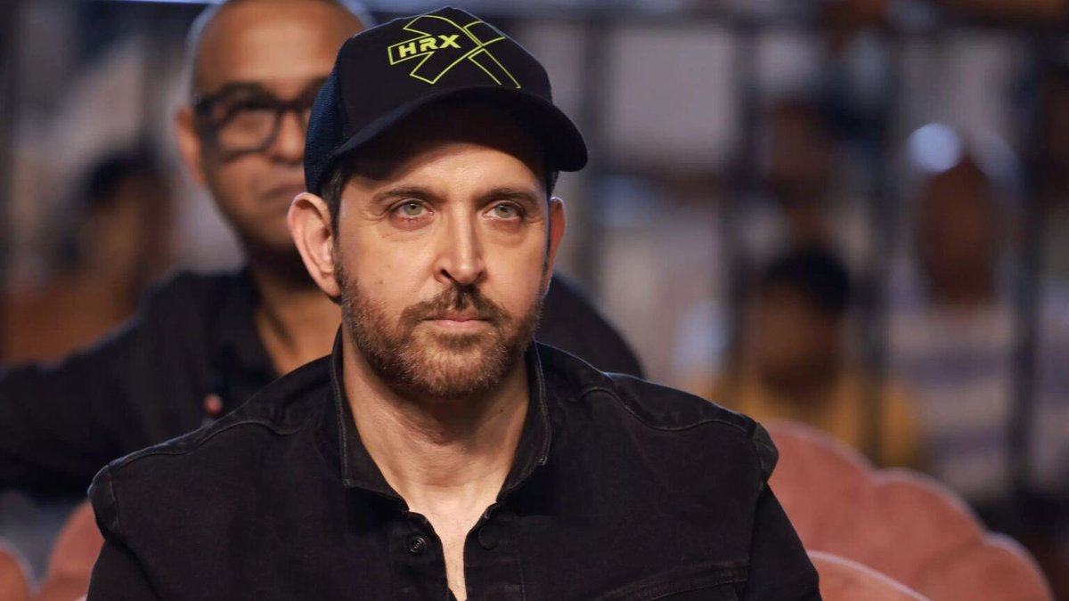 filmy_buddy's tweet image. Talks Underway With Tollywood Producers For #HrithikRoshan’s Next😳

After the #War2 setback Hrithik’s #Krrish4 hits pause mode as YRF walks out citing market risks &amp;amp; weak digital deals.