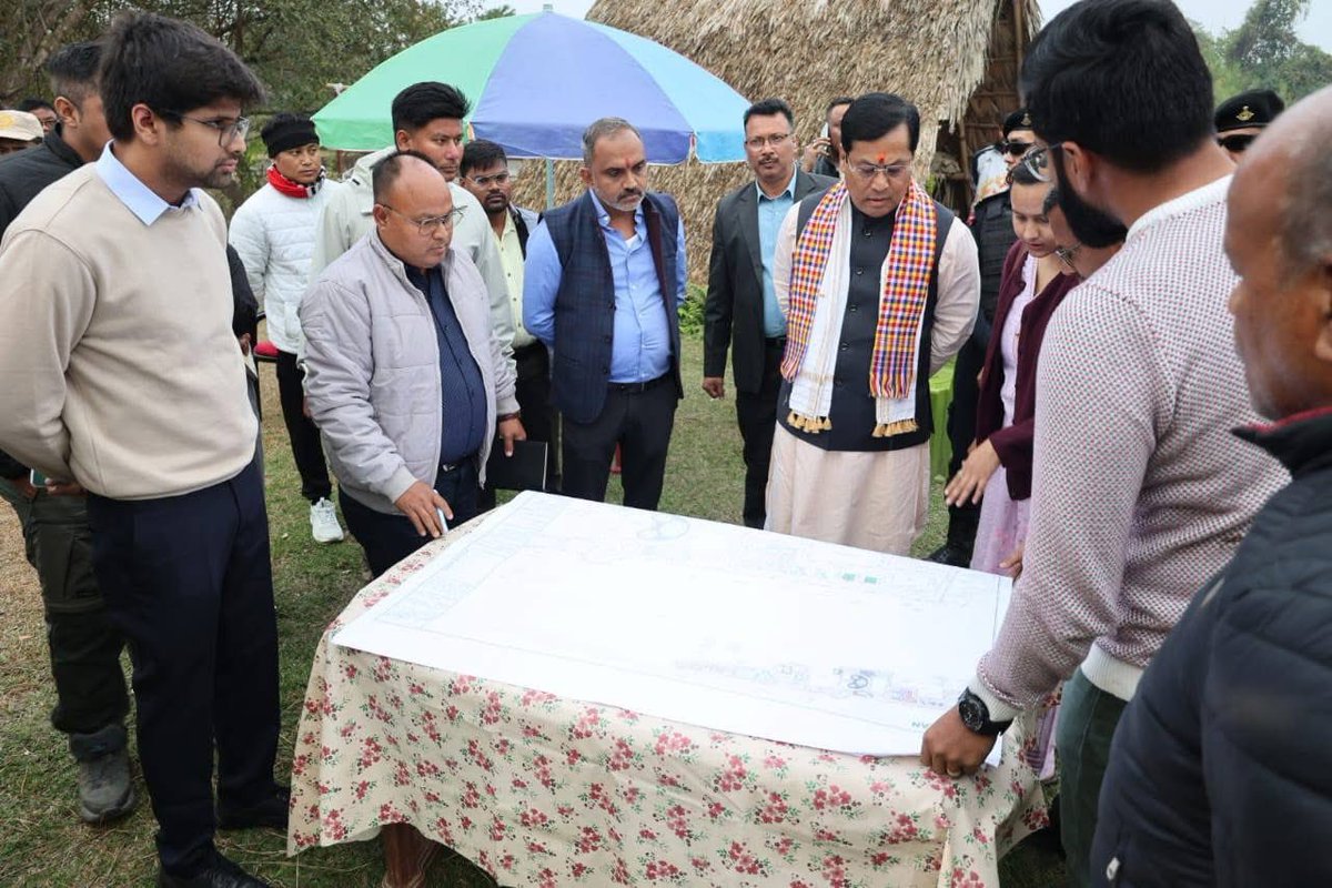 sarbanandsonwal's tweet photo. Assam's first Institute of Wildlife Health & Research is taking shape rapidly in Dinjan - a project very close to my heart!

Visited the site in Chabua today to review progress of works. Hon'ble HM Shri @AmitShah Ji had laid the foundation stone of this historic institute on January 30 this year, and it is highly encouraging to see the swift execution on the ground.

Led by the vision of Hon'ble PM Shri @narendramodi Ji, we remain steadfast in our commitment to protecting our rich biodiversity for a better future.