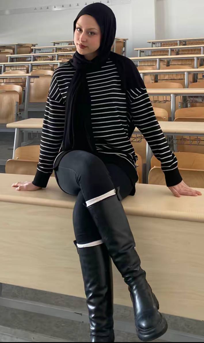 Çık gel dese kapısında köpek oluruzz 🤤🤤 #hijablovers