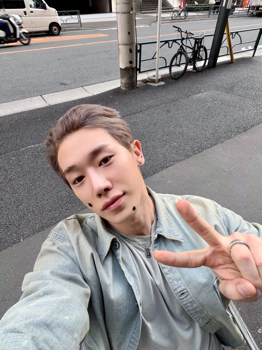 Update KBoys tweet media