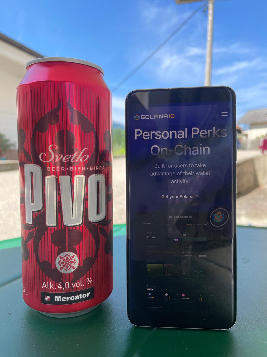 Fudelfinger tweet media